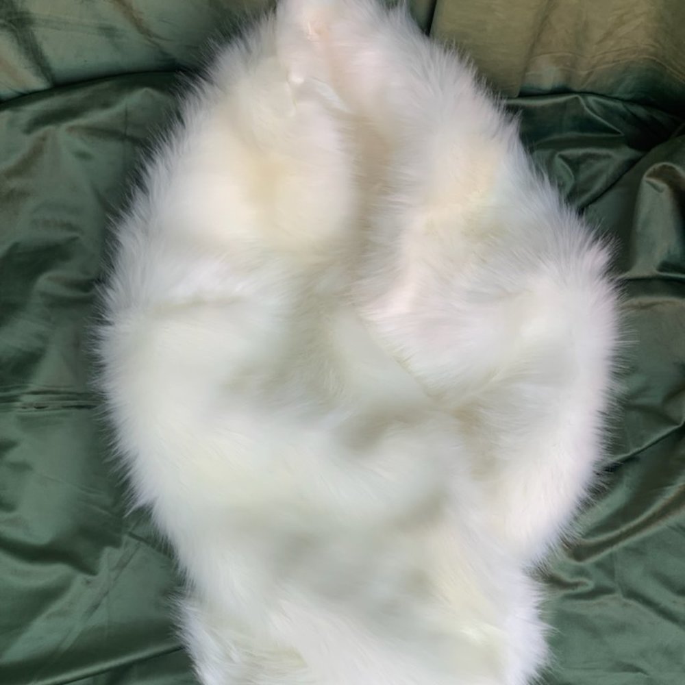 Bridal Shawl Faux Fur White